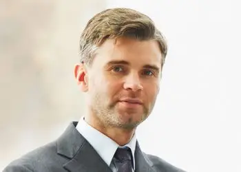 Max Mustermann